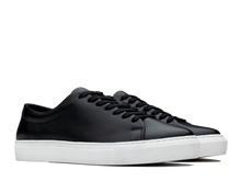 Load image into Gallery viewer, Wolf &amp; Shepherd Glider Sneaker - Onyx/White
