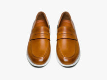 Load image into Gallery viewer, Wolf &amp; Shepherd Crossover Loafer - Honey/White
