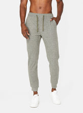 Load image into Gallery viewer, Generation Twill Jogger - Olive | 7DIAMONDS

